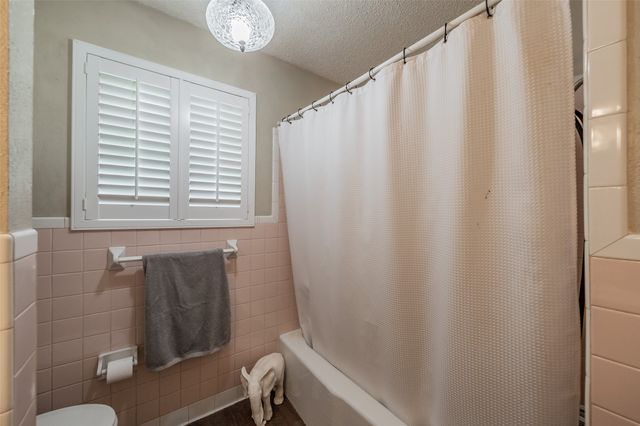 1806 Hilltop Lane, Pantego, TX 76013