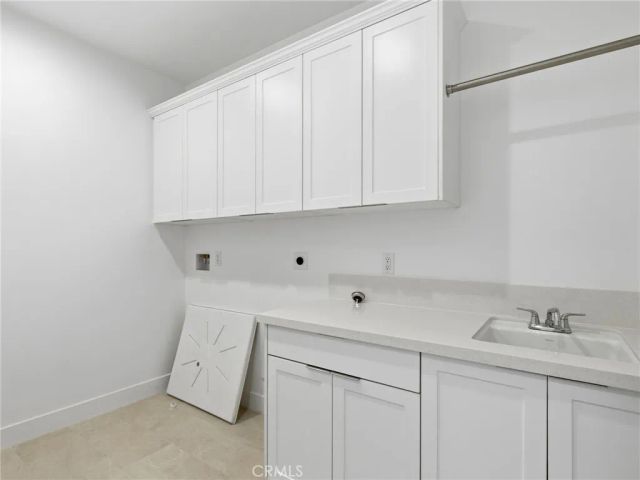 27546 Juniper Lane, Valencia, CA 91381
