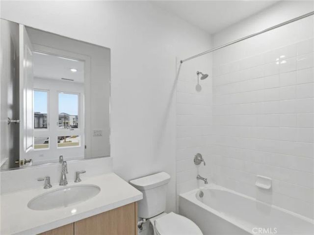 27546 Juniper Lane, Valencia, CA 91381