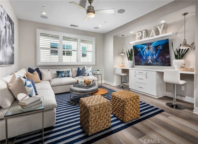 27546 Juniper Lane, Valencia, CA 91381