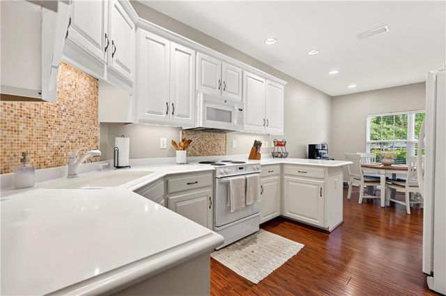 1628 Ashmoor Drive W, Mobile, AL 36695