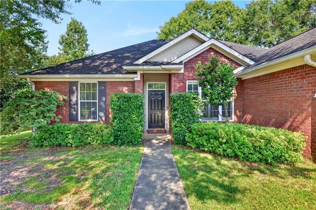 1628 Ashmoor Drive W, Mobile, AL 36695