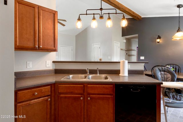 310 Reid Court, Jacksonville, NC 28540