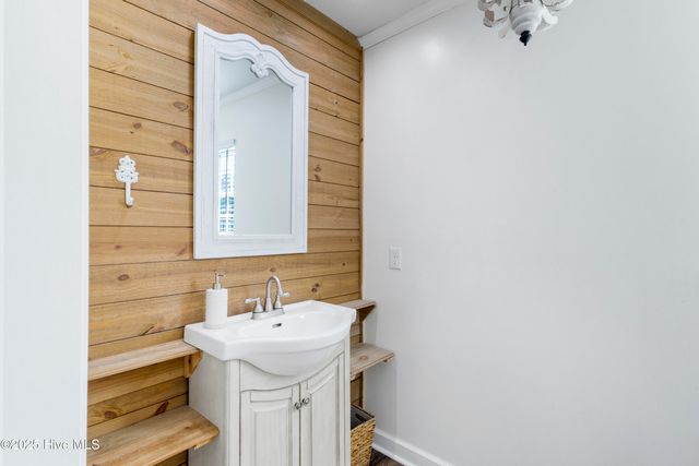 310 Reid Court, Jacksonville, NC 28540