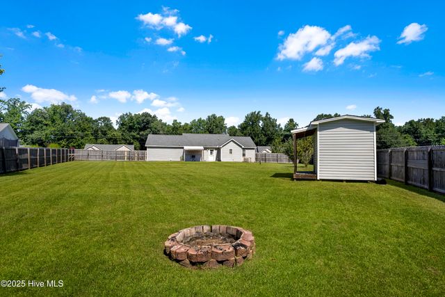 310 Reid Court, Jacksonville, NC 28540