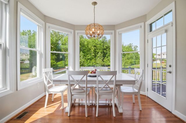 16643 SPACE MORE CIR, Woodbridge, VA 22191