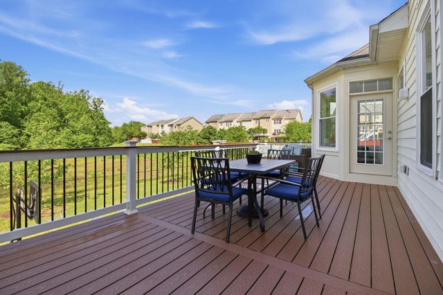 16643 SPACE MORE CIR, Woodbridge, VA 22191