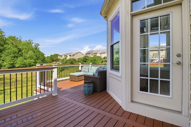 16643 SPACE MORE CIR, Woodbridge, VA 22191