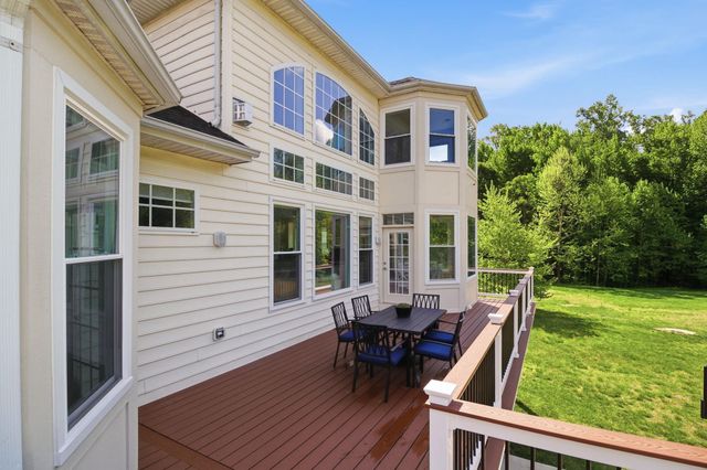 16643 SPACE MORE CIR, Woodbridge, VA 22191