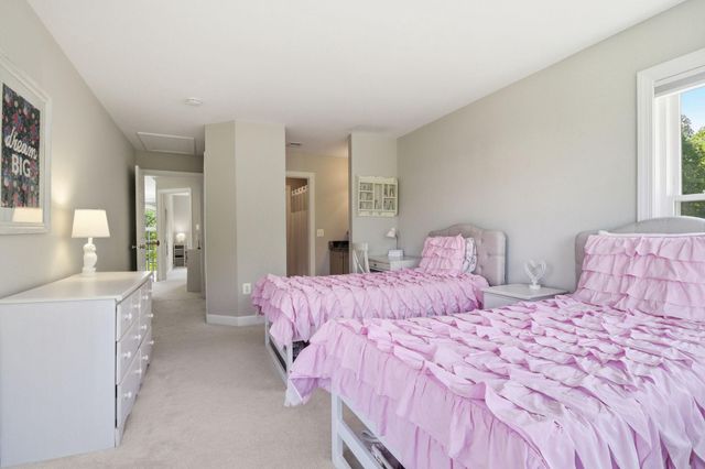 16643 SPACE MORE CIR, Woodbridge, VA 22191