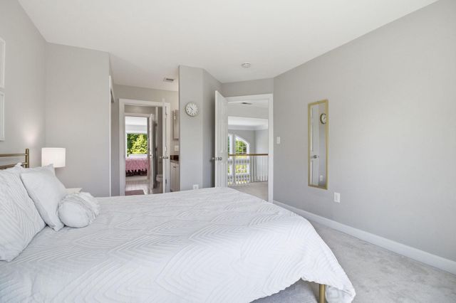 16643 SPACE MORE CIR, Woodbridge, VA 22191