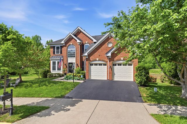 16643 SPACE MORE CIR, Woodbridge, VA 22191