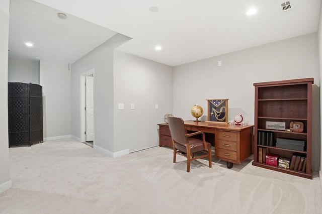 16643 SPACE MORE CIR, Woodbridge, VA 22191