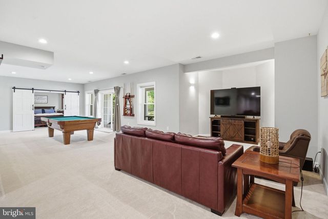 16643 SPACE MORE CIR, Woodbridge, VA 22191