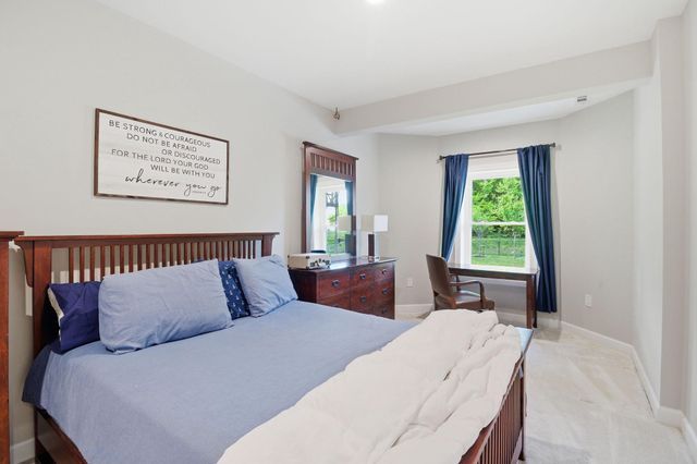 16643 SPACE MORE CIR, Woodbridge, VA 22191