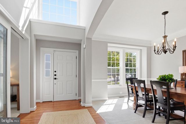 16643 SPACE MORE CIR, Woodbridge, VA 22191
