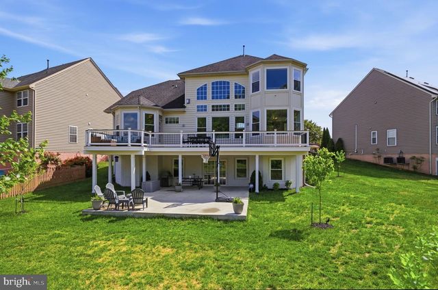16643 SPACE MORE CIR, Woodbridge, VA 22191