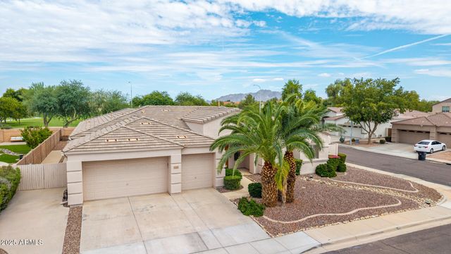 6581 S SALT CEDAR Place, Chandler, AZ 85249