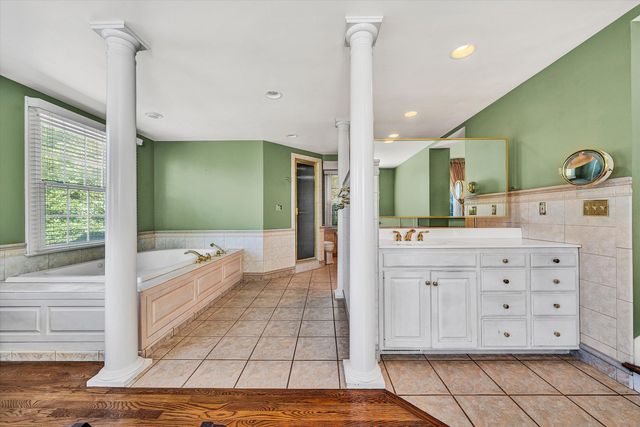 7323 La Marre CIR, Roanoke, VA 24019