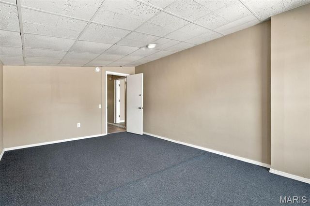 8408 Chalons Court, Berkeley, MO 63134