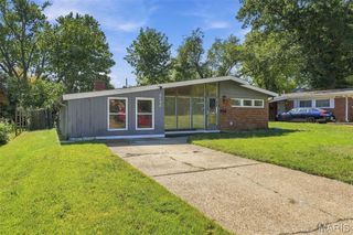 8408 Chalons Court, Berkeley, MO 63134