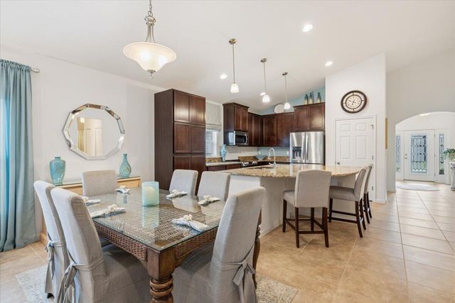 2024 Albany Terrace SW, Vero Beach, FL 32968
