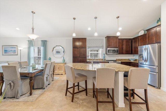 2024 Albany Terrace SW, Vero Beach, FL 32968