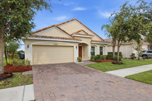 2024 Albany Terrace SW, Vero Beach, FL 32968