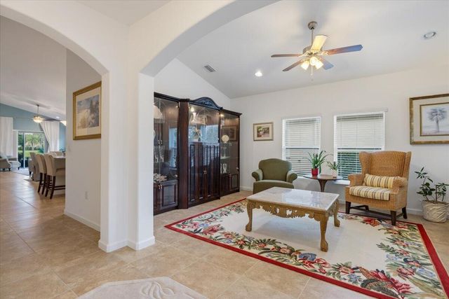 2024 Albany Terrace SW, Vero Beach, FL 32968