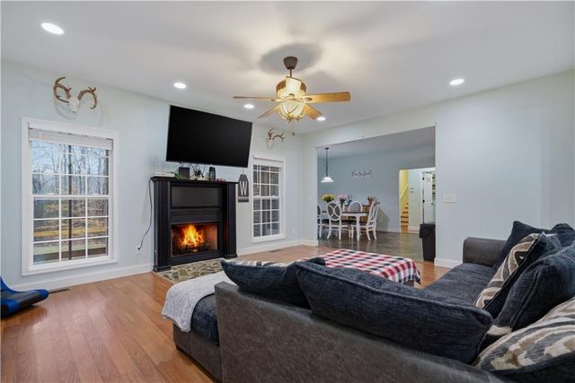 323 Lloyd Way, Resaca, GA 30735