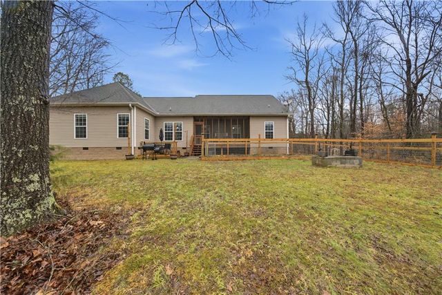 323 Lloyd Way, Resaca, GA 30735