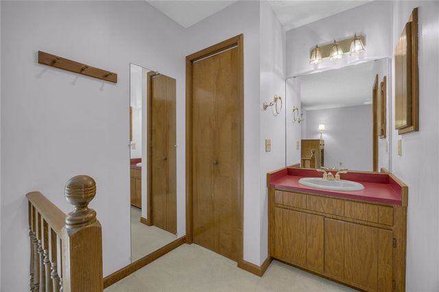1312 S Arrowhead Drive, Westminster, SC 29693
