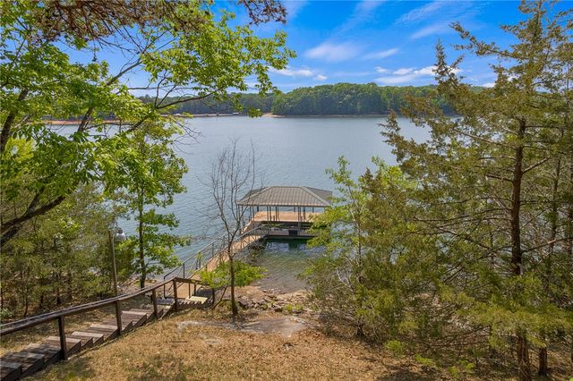 1312 S Arrowhead Drive, Westminster, SC 29693