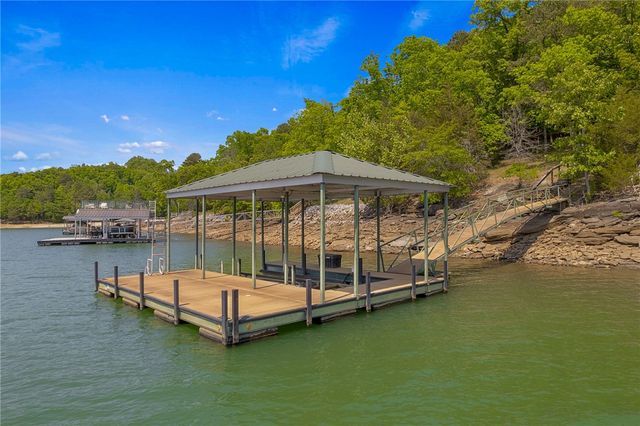 1312 S Arrowhead Drive, Westminster, SC 29693