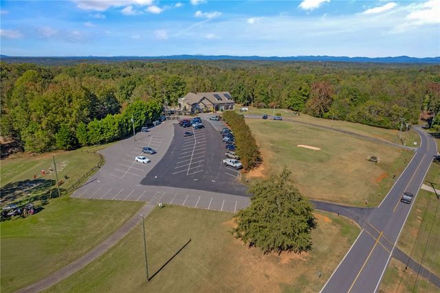 1312 S Arrowhead Drive, Westminster, SC 29693