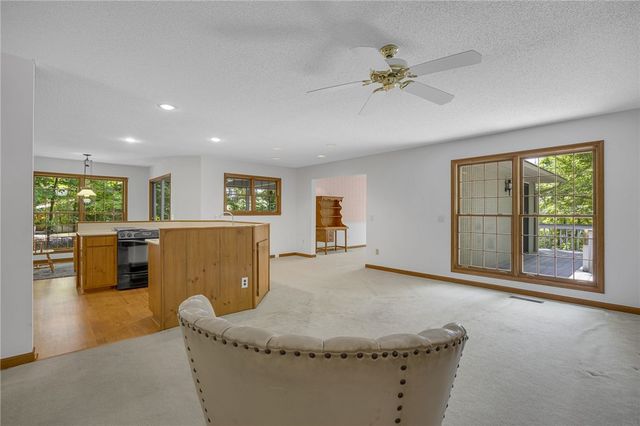 1312 S Arrowhead Drive, Westminster, SC 29693