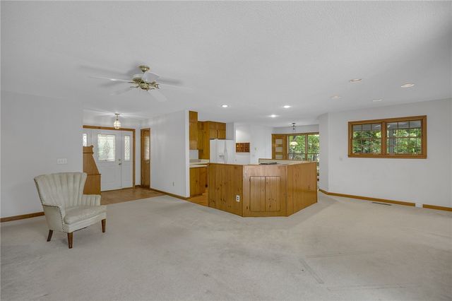 1312 S Arrowhead Drive, Westminster, SC 29693