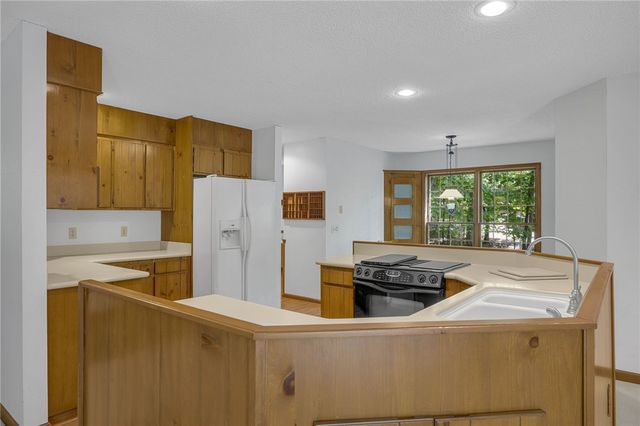 1312 S Arrowhead Drive, Westminster, SC 29693