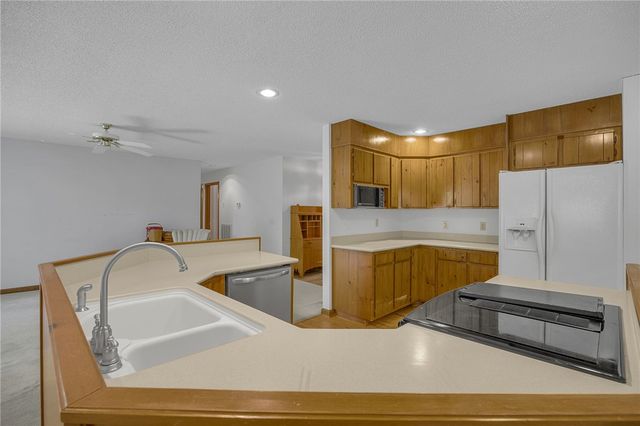 1312 S Arrowhead Drive, Westminster, SC 29693