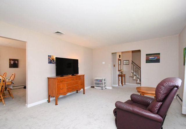 233 BROADWAY AVE, Horsham, PA 19044