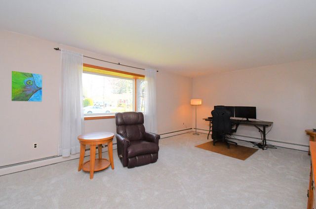 233 BROADWAY AVE, Horsham, PA 19044