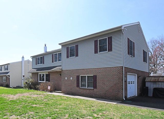 233 BROADWAY AVE, Horsham, PA 19044