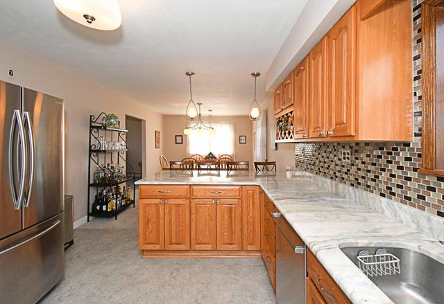 233 BROADWAY AVE, Horsham, PA 19044