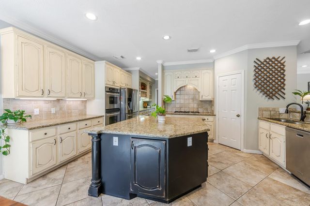 13303 Lost Creek Road, Tomball, TX 77375