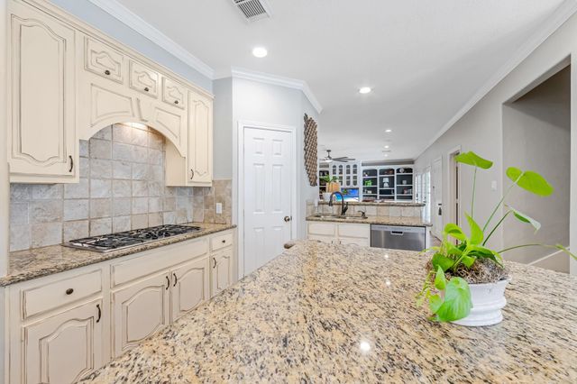 13303 Lost Creek Road, Tomball, TX 77375