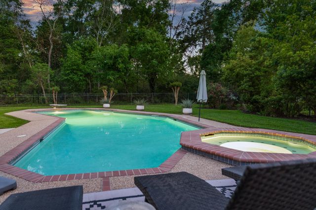 13303 Lost Creek Road, Tomball, TX 77375