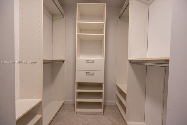 488 NE 18th St 3302, Miami, FL 33132