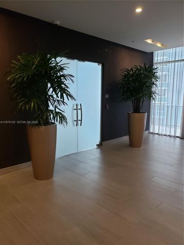 488 NE 18th St 3302, Miami, FL 33132