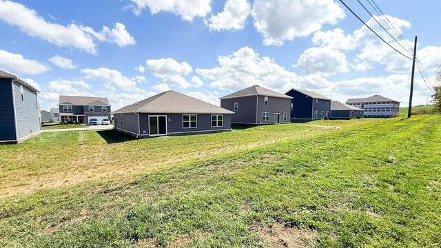 2012 Coachman Drive, Richmond, KY 40475