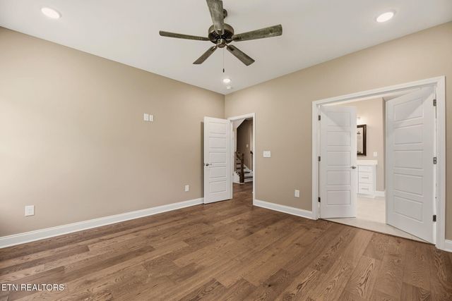 1751 Green Meadows Lane, Lenoir City, TN 37771